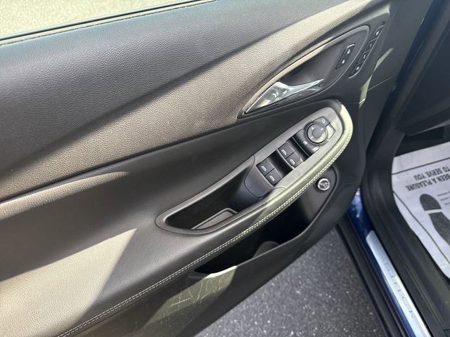 Used 2023 Buick Encore GX Essence w/ Experience Buick Package image 24