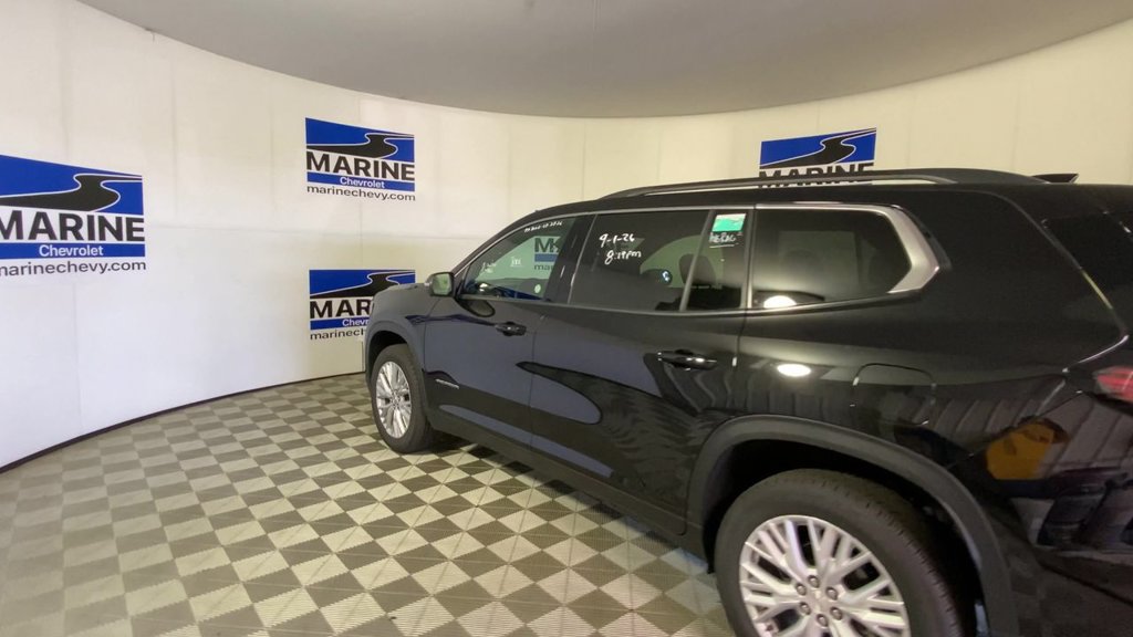 Used 2026 GMC Acadia Elevation w/ Elevation Premium Package FWD image 8
