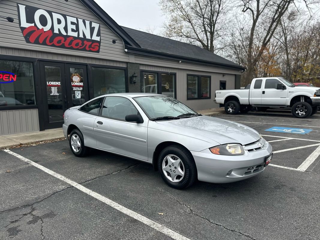 Used 2003 Chevrolet Cavalier Coupe w/ Preferred Equipment Group image 1