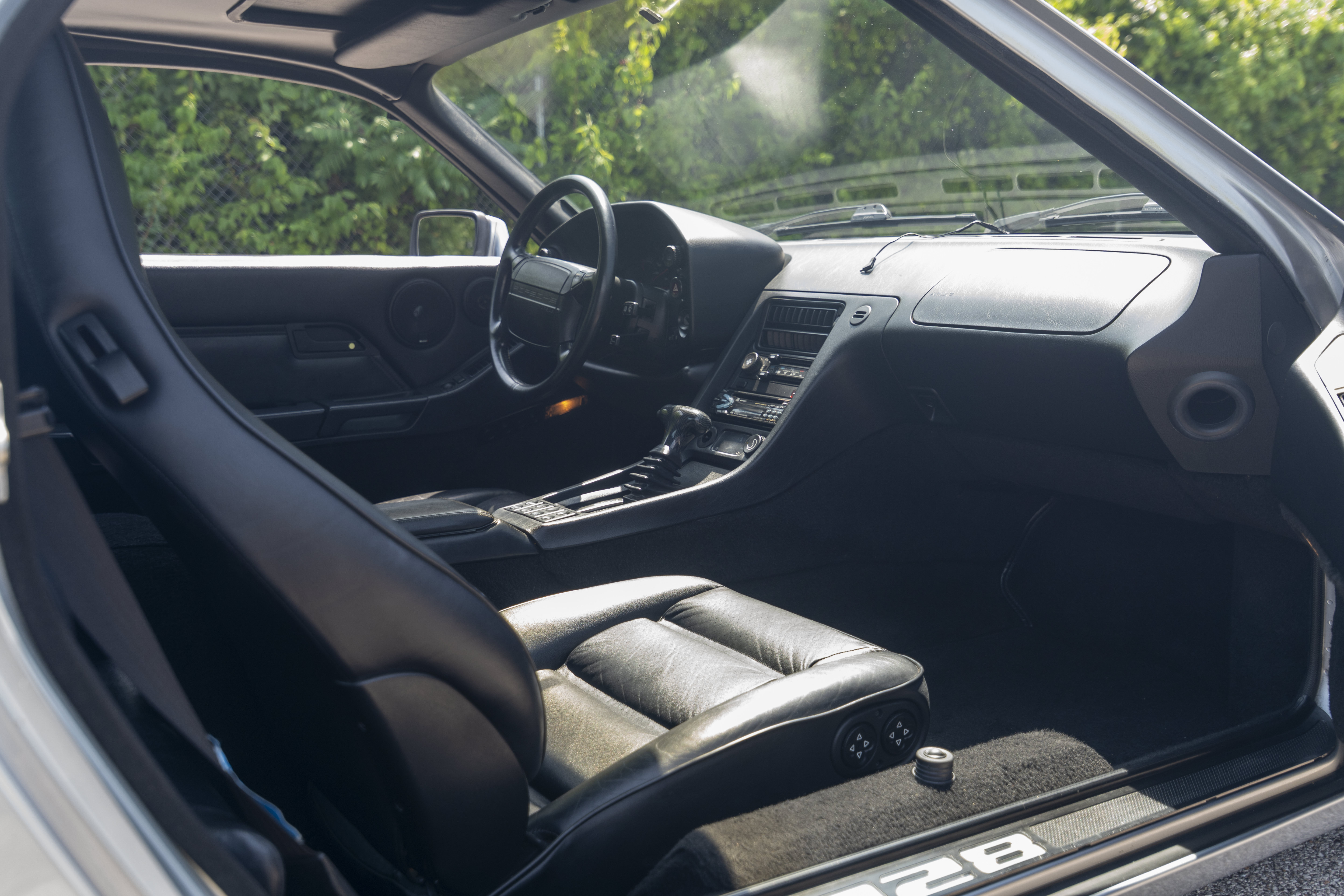 Used 1991 Porsche 928 S4 RWD image 39