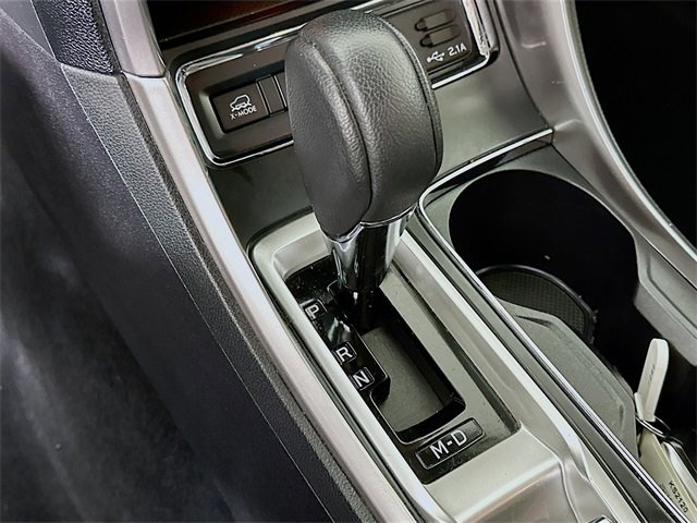 Used 2022 Subaru Ascent Limited w/ Popular Package #4 image 24