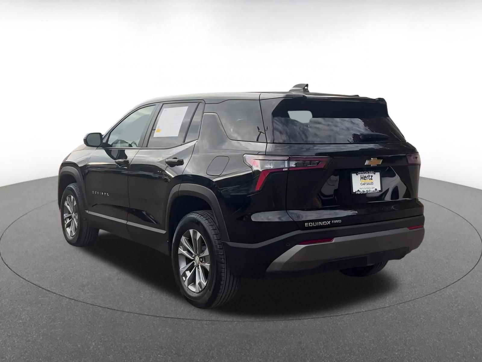 Used 2025 Chevrolet Equinox LT image 11