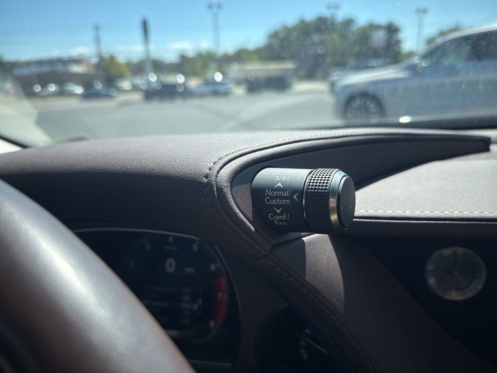 Used 2019 Lexus LS 500 AWD image 34