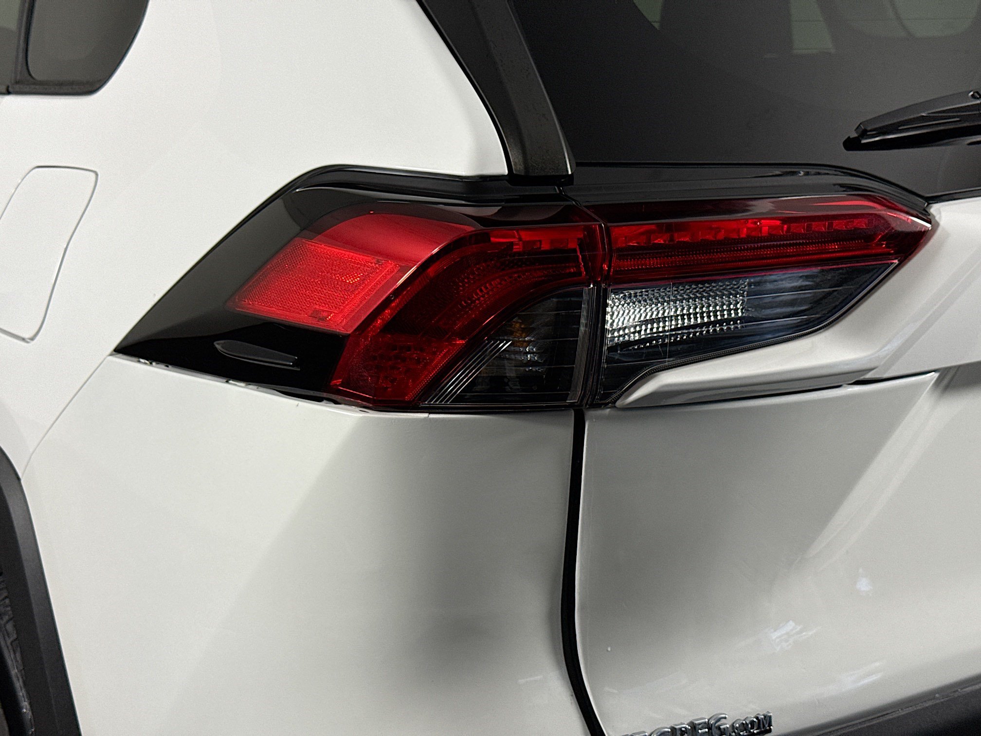 Used 2022 Toyota RAV4 XLE w/ Convenience Package FWD image 36