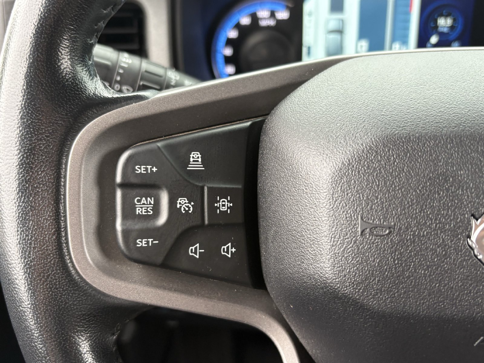 Certified 2024 Ford Bronco Wildtrak AWD/4WD image 38