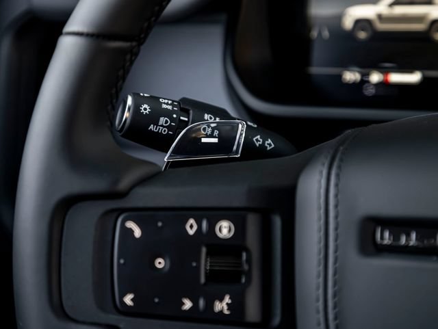 New 2026 Land Rover Defender 110 OCTA AWD/4WD image 24