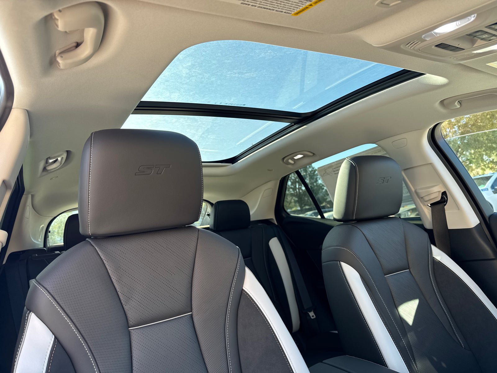 Used 2026 Buick Envision Sport Touring AWD/4WD image 18