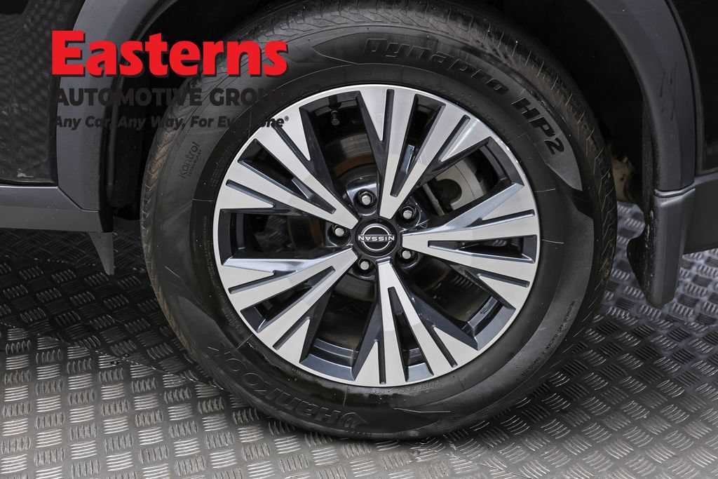 Used 2022 Nissan Rogue SV AWD/4WD image 8