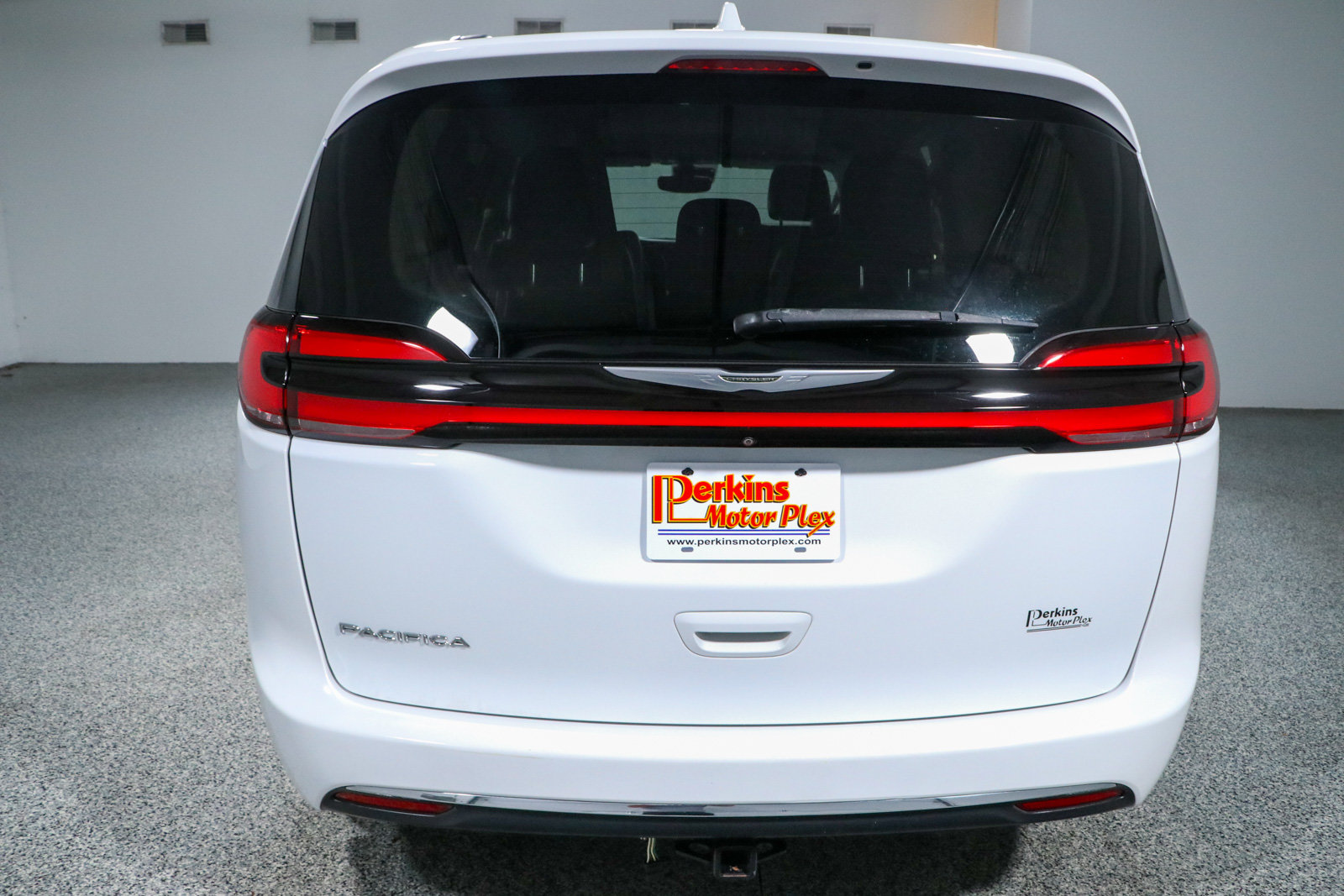 Used 2022 Chrysler Pacifica Touring-L FWD image 8