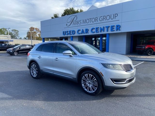 Used 2017 Lincoln MKX Reserve FWD image 2