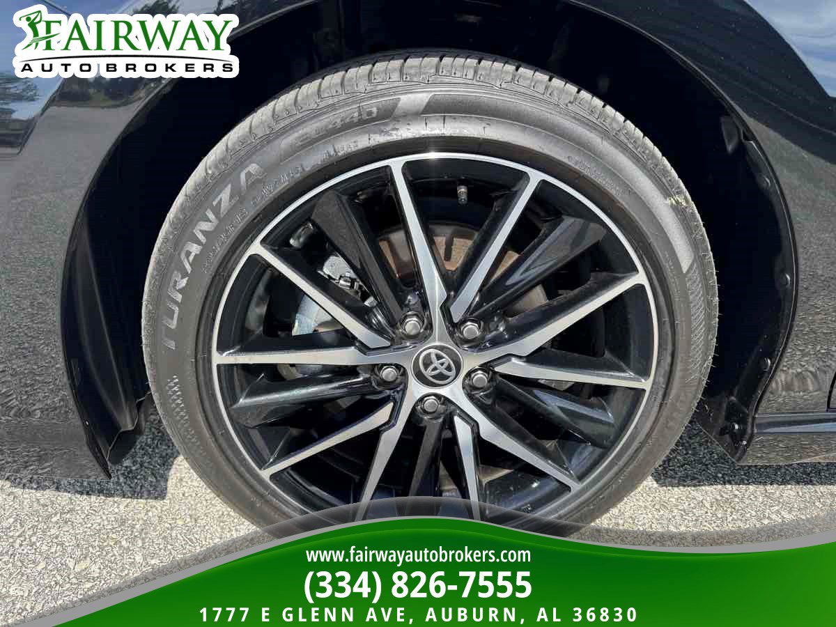 Used 2024 Toyota Camry SE image 32
