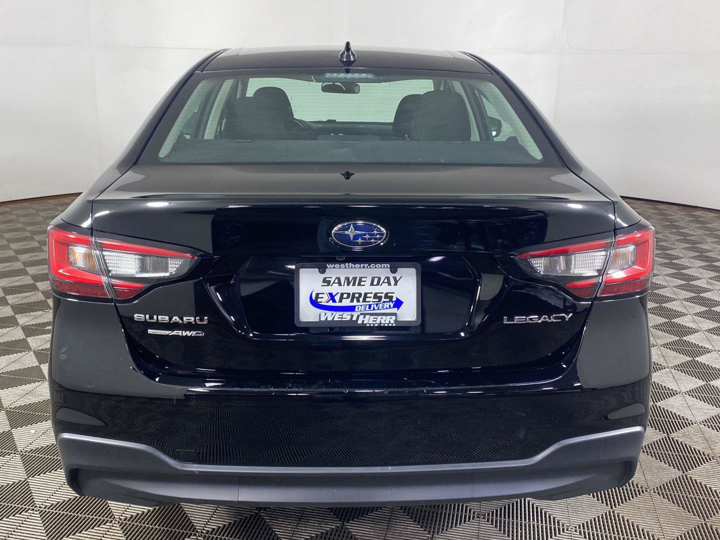 Used 2025 Subaru Legacy Premium AWD/4WD image 6
