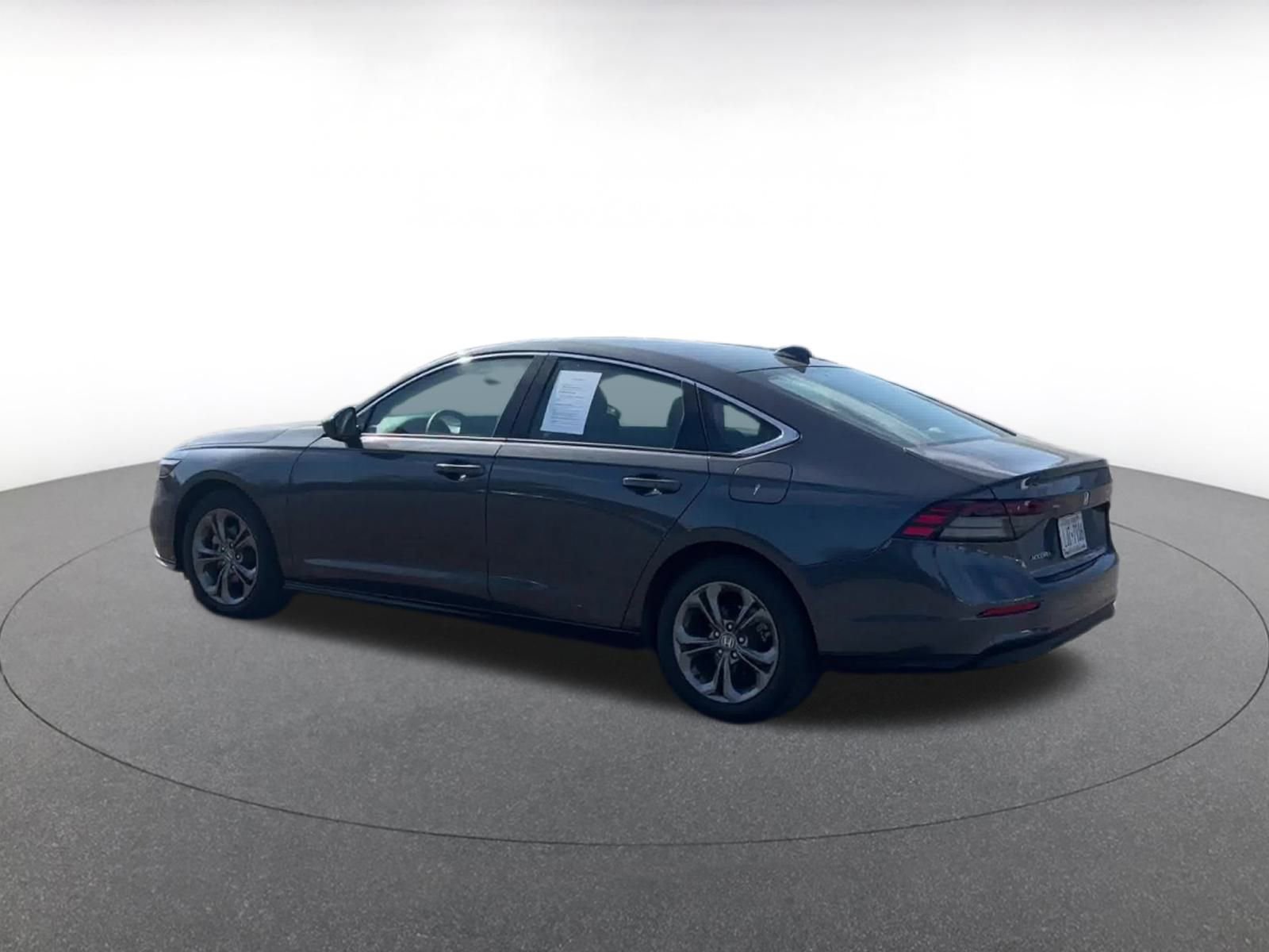 Used 2024 Honda Accord EX image 10