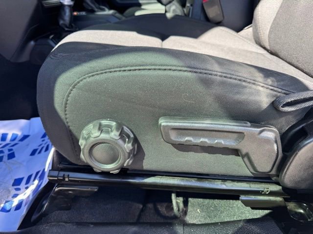 Certified 2018 Jeep Wrangler Unlimited Sport image 14