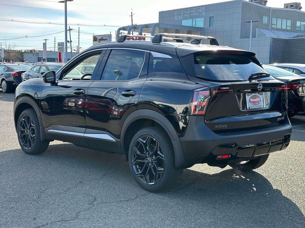 New 2026 Nissan Kicks SR w/ Illumination Package AWD/4WD image 6
