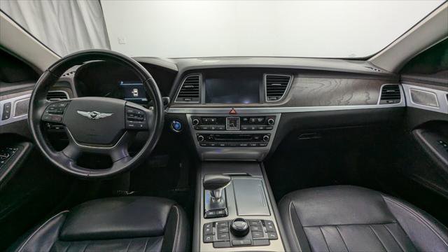 Used 2018 Genesis G80 3.8 w/ Option Group 03 RWD image 24