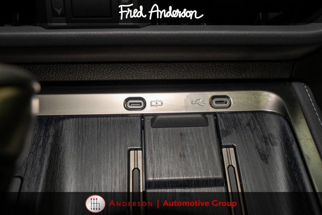 Used 2025 Lexus GX 550 w/ Accessory Package (2T) AWD/4WD image 20