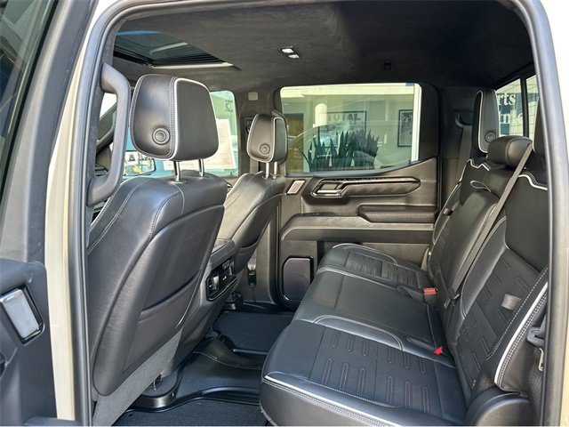 Used 2023 GMC Sierra 1500 AT4X image 18