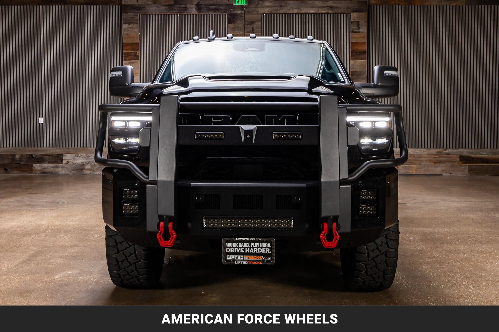 Used 2025 RAM 3500 Limited AWD/4WD image 5
