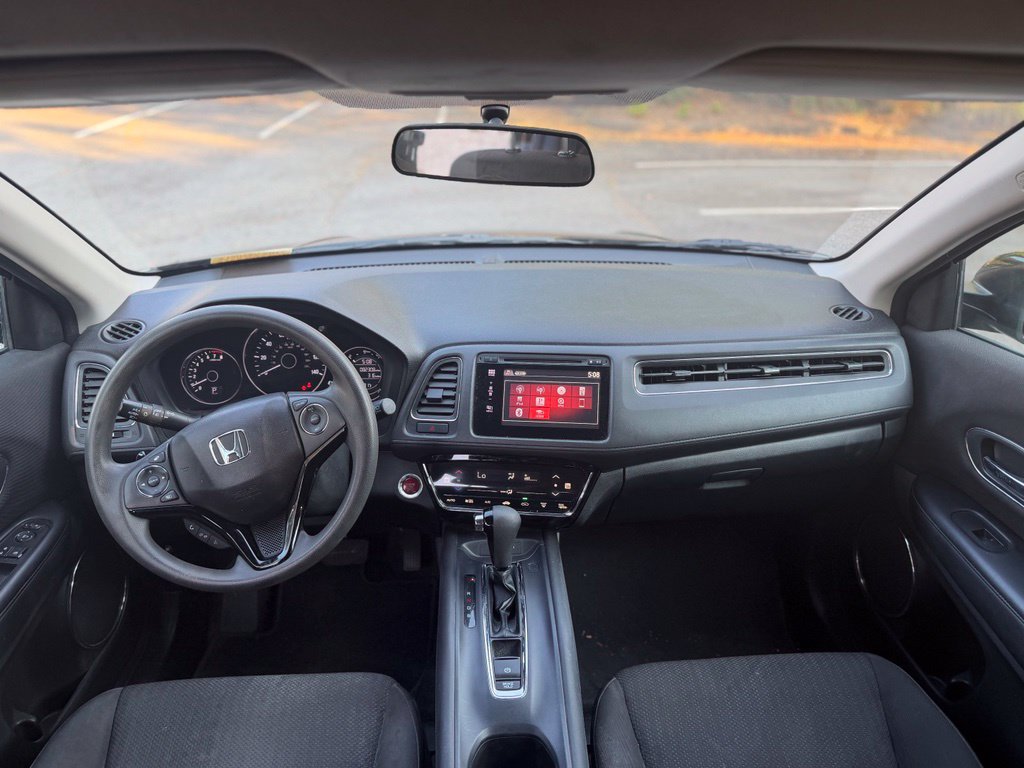 Used 2018 Honda HR-V EX image 21
