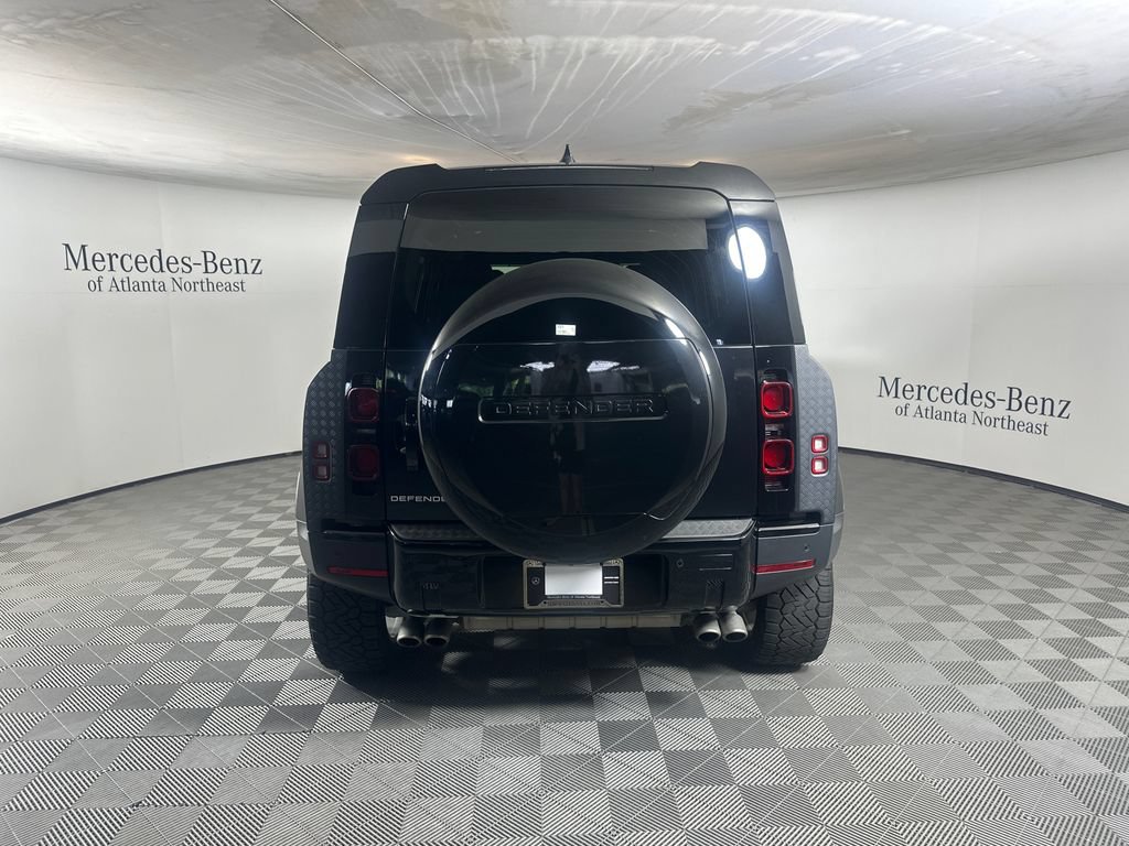 Used 2024 Land Rover Defender 110 SE AWD/4WD image 6