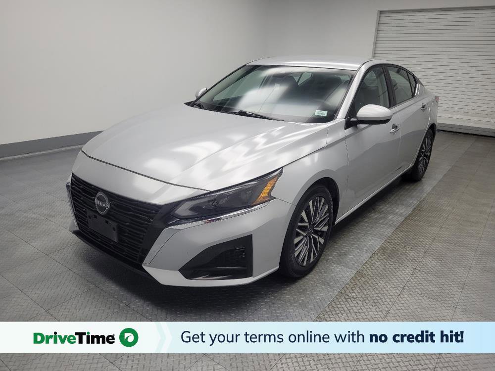 Used 2023 Nissan Altima 2.5 SV image 1
