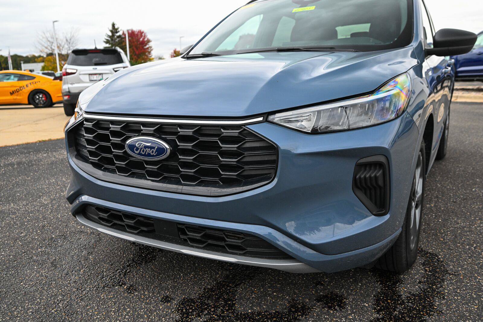 Used 2024 Ford Escape ST-Line w/ Tech Pack #1 AWD/4WD image 11