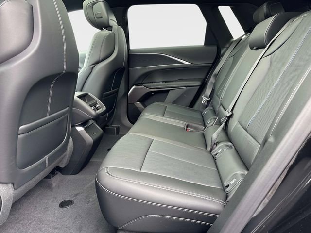 New 2026 Cadillac Lyriq Sport image 10