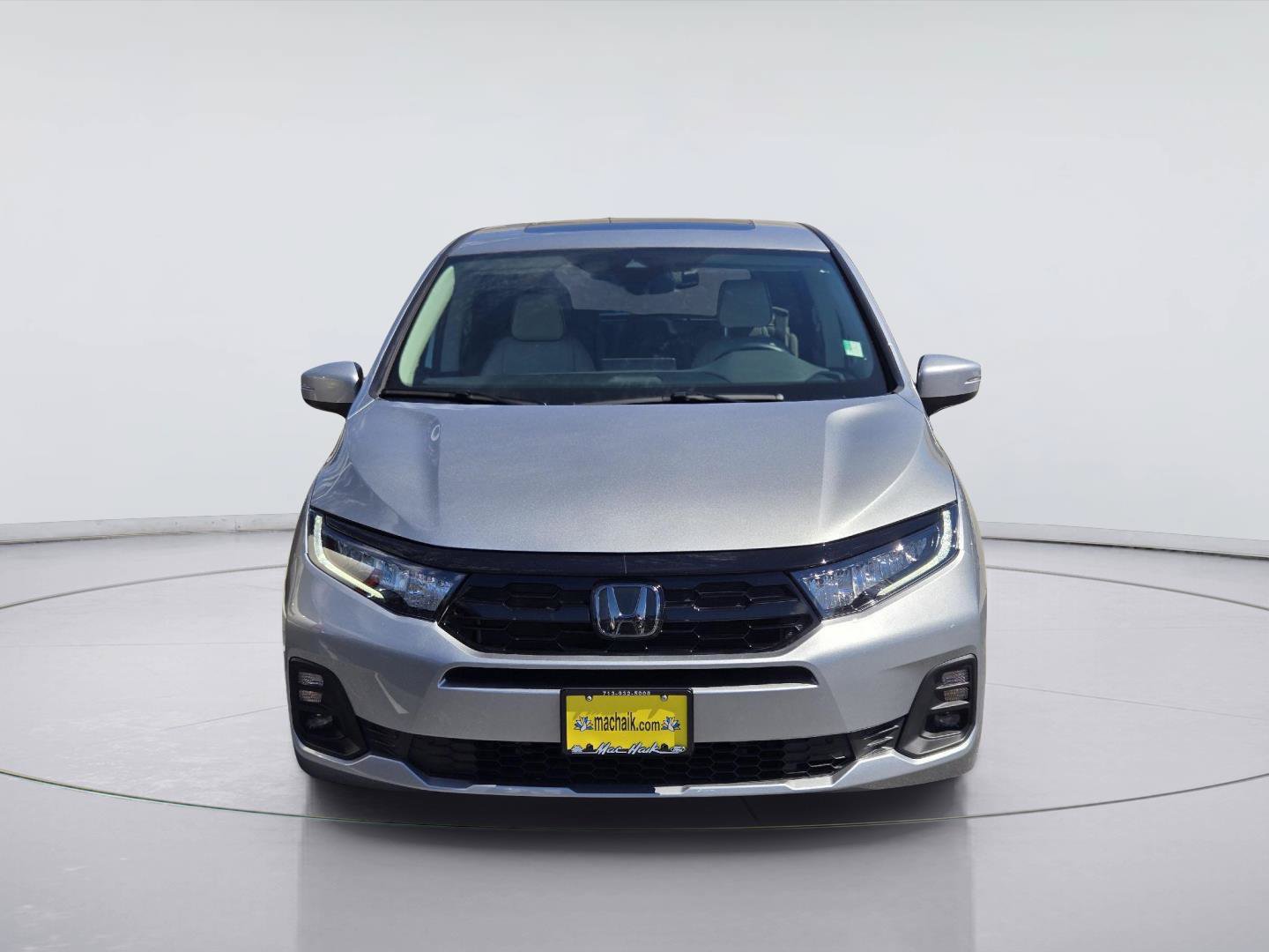 Used 2025 Honda Odyssey Touring image 2