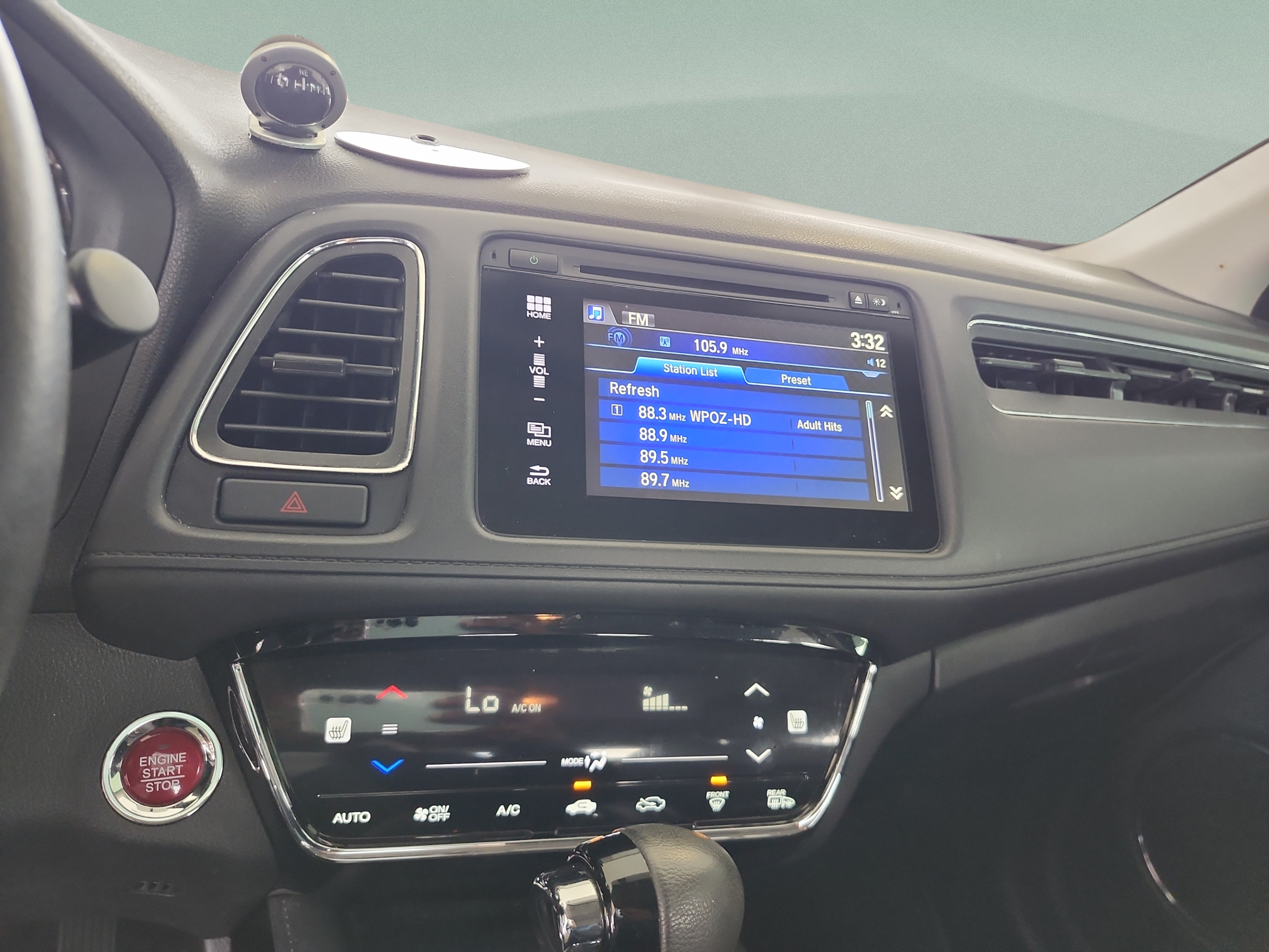 Used 2017 Honda HR-V EX-L image 14