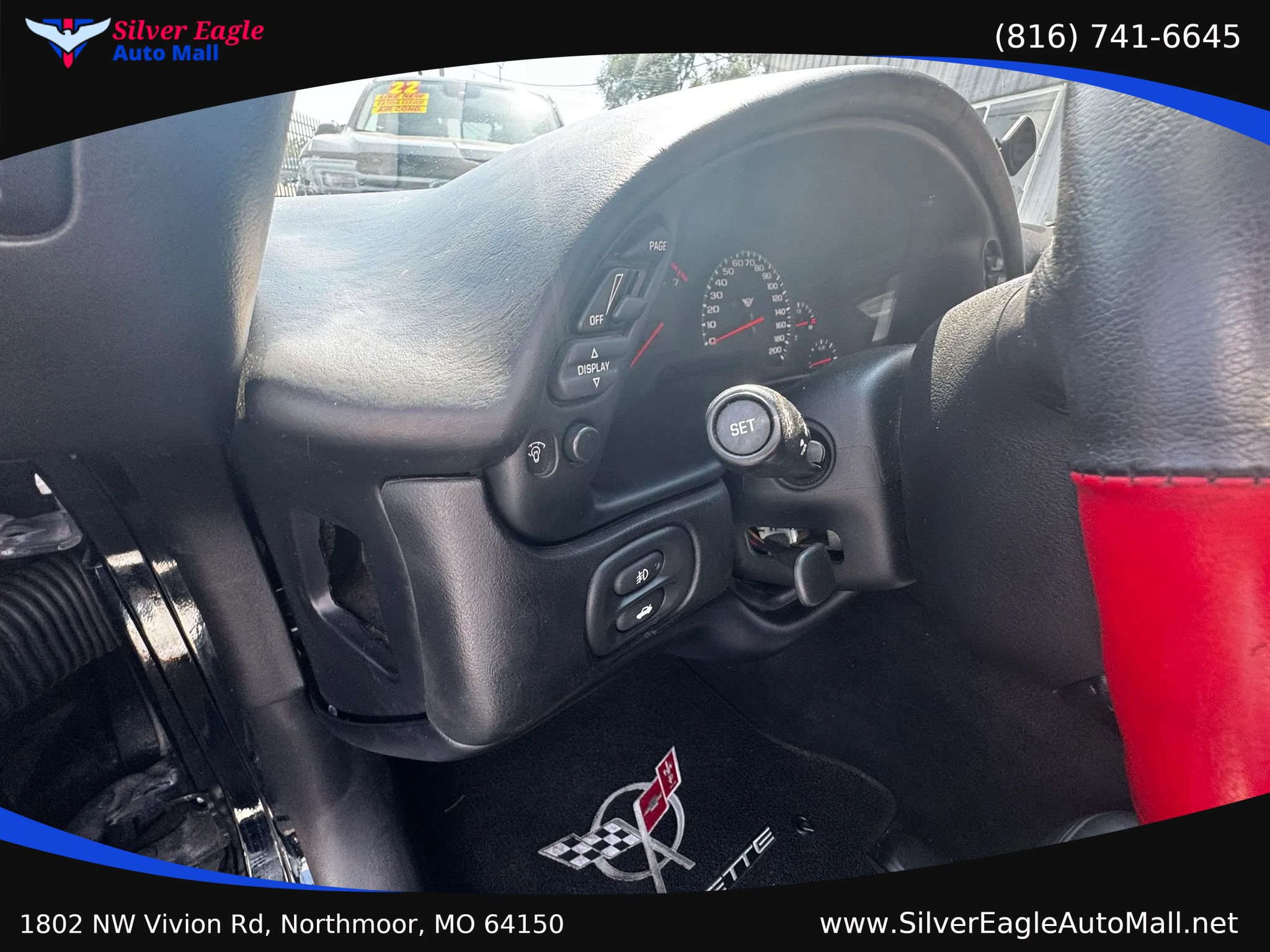 Used 2001 Chevrolet Corvette Convertible w/ Preferred Equipment Group2 RWD image 9