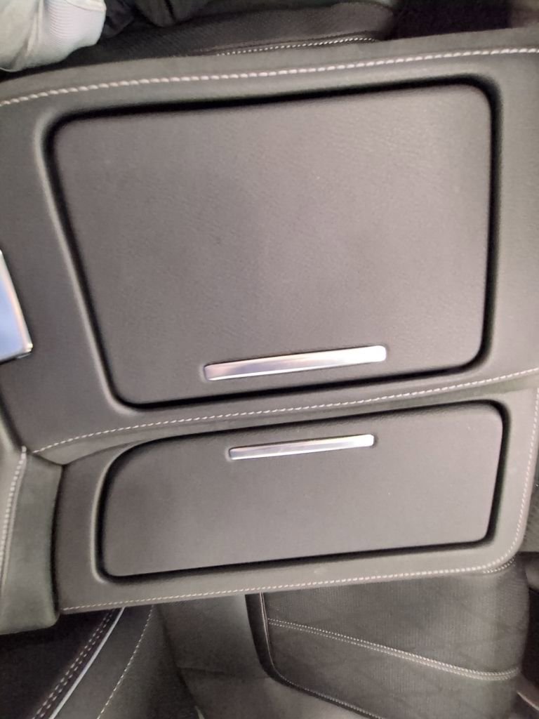 Used 2025 INFINITI QX80 Sensory image 18