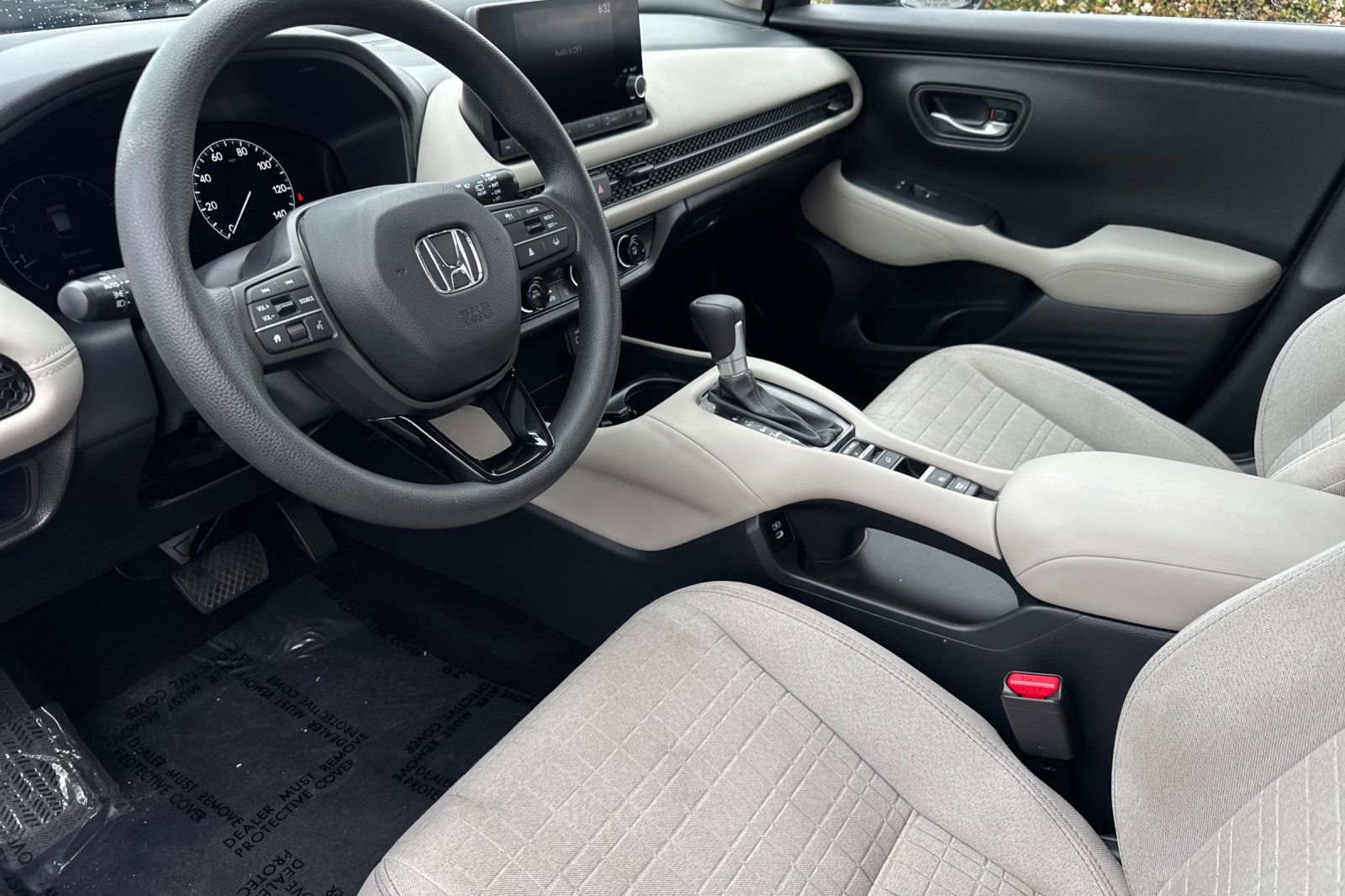 Certified 2025 Honda HR-V LX image 10