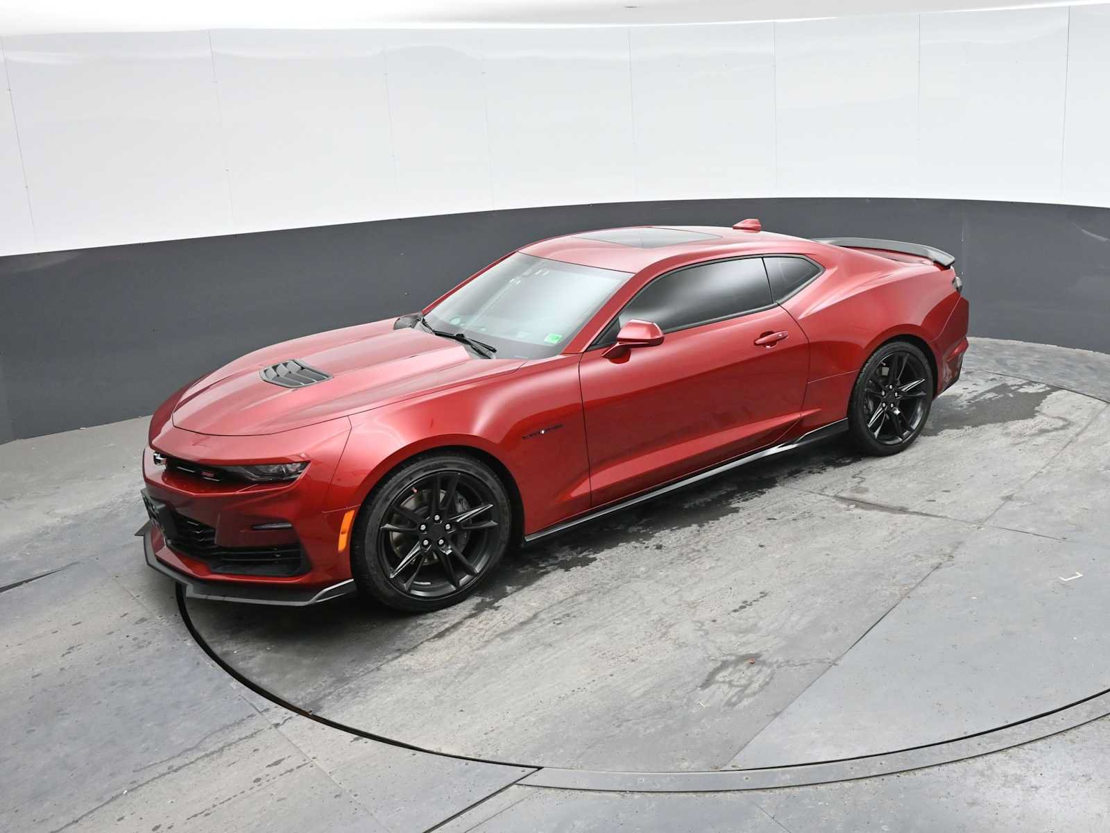 Used 2022 Chevrolet Camaro SS RWD image 15