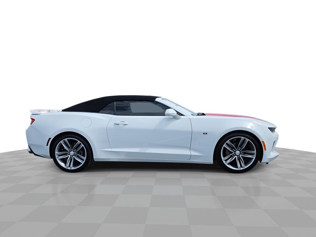 Used 2017 Chevrolet Camaro LT image 9
