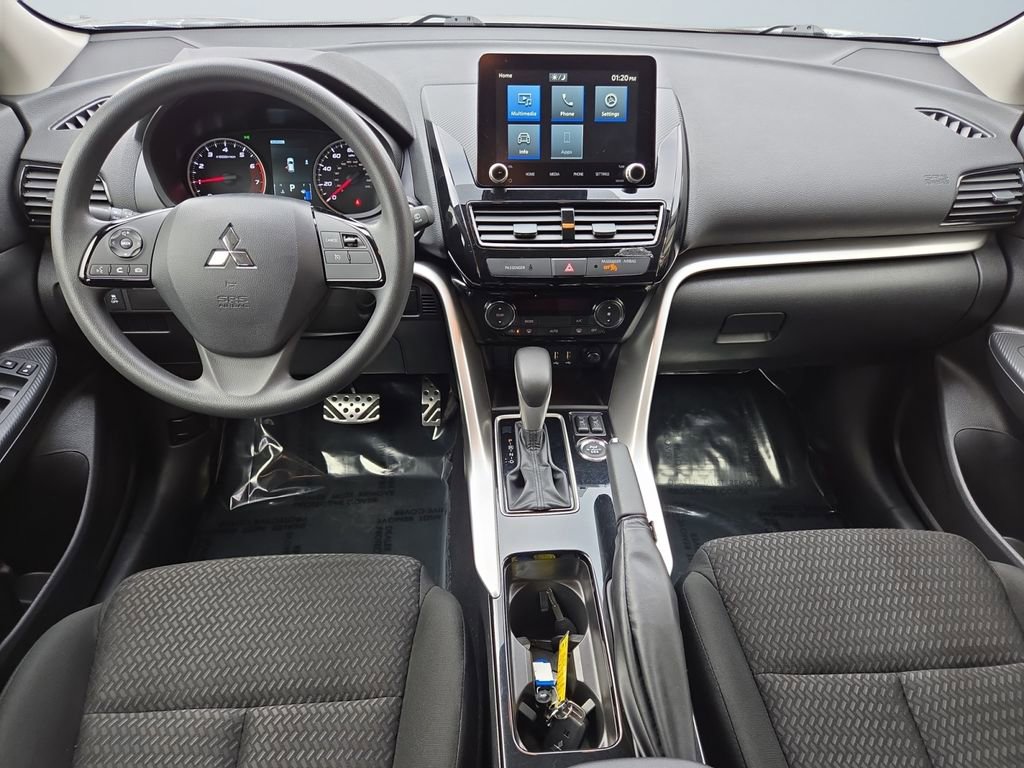 Used 2024 Mitsubishi Eclipse Cross Black Edition image 10