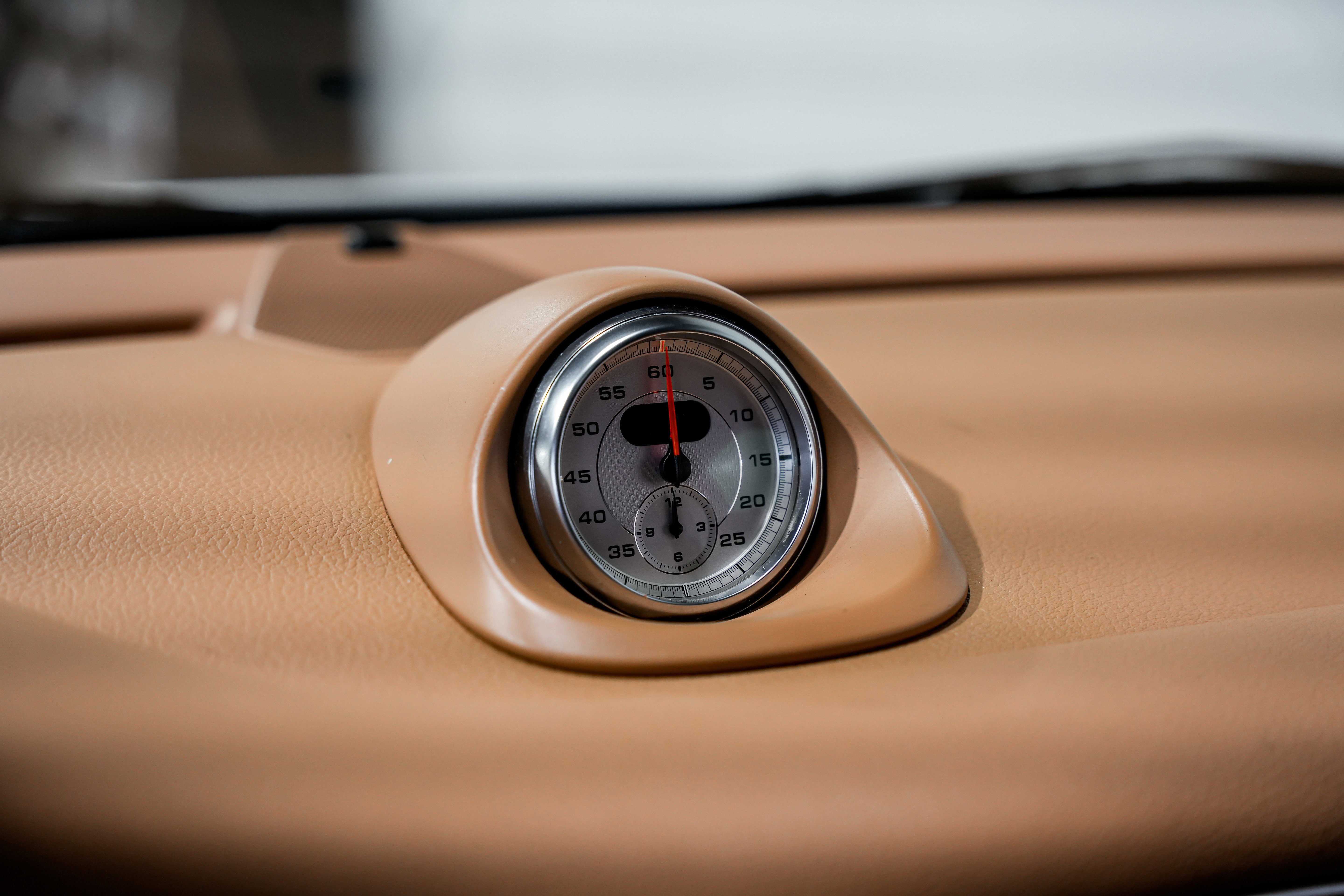 Used 2012 Porsche 911 Carrera 4S image 12