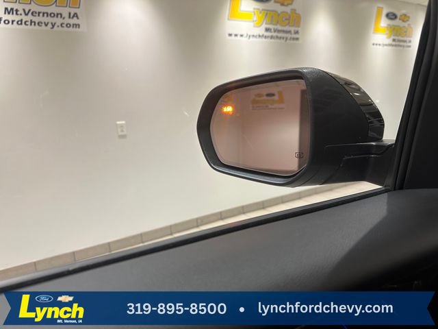 Used 2024 Chevrolet Traverse RS w/ LPO, Floor Liner Package AWD/4WD image 16