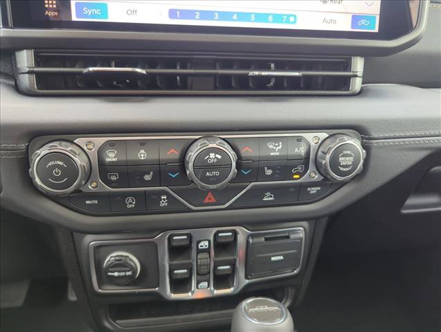 New 2026 Jeep Gladiator Sport image 11