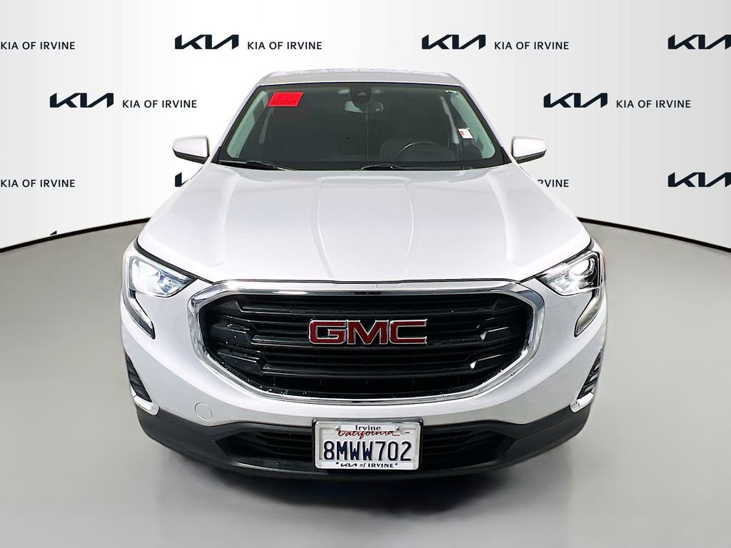 Used 2020 GMC Terrain SLE image 2