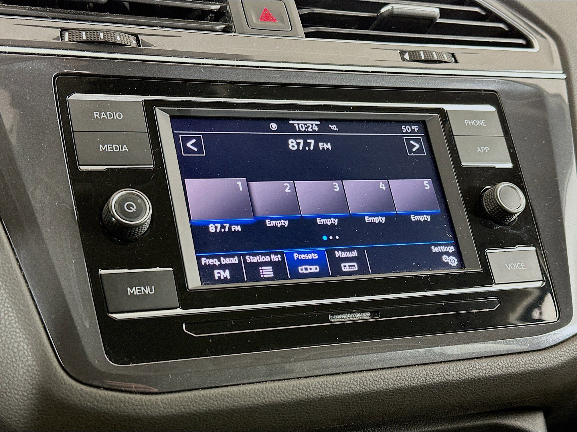 Used 2023 Volkswagen Tiguan S image 21