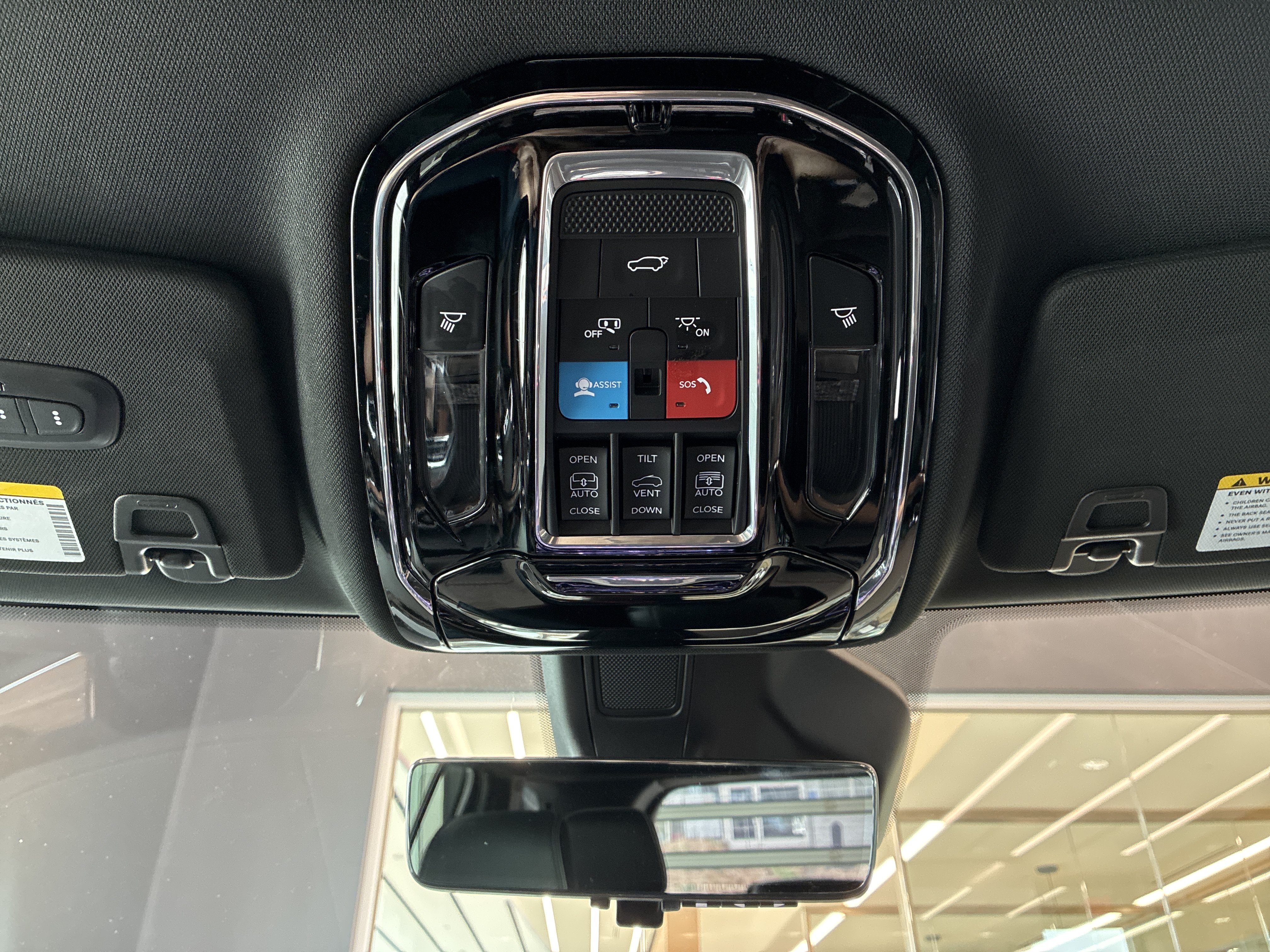 Certified 2024 Jeep Grand Cherokee Summit w/ Adv Protech Group IV AWD/4WD image 24