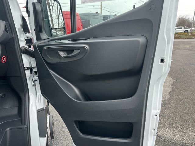 New 2025 Mercedes-Benz Sprinter 4500 image 16