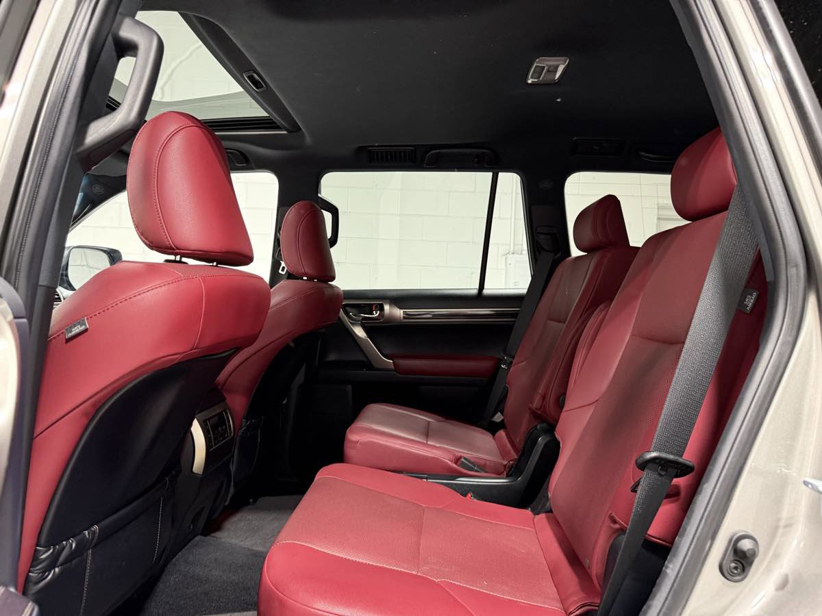 Used 2021 Lexus GX 460 Premium image 18