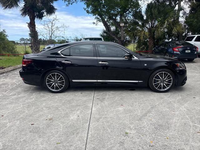 Used 2014 Lexus LS 460 w/ F Sport Package RWD image 6
