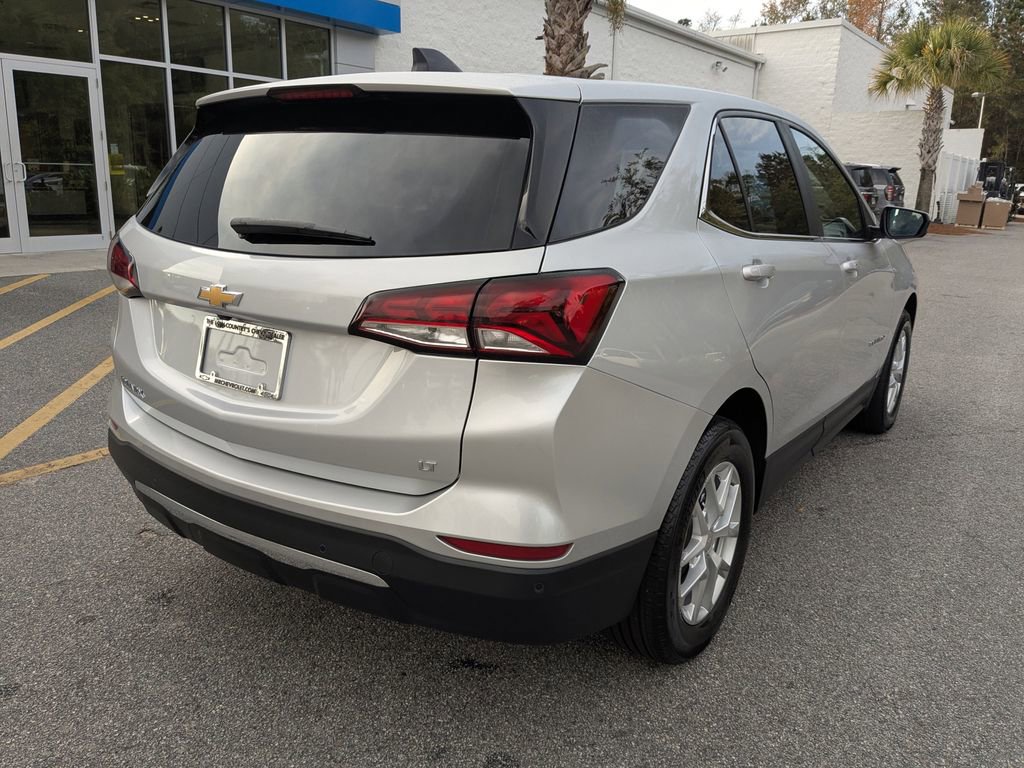 Used 2022 Chevrolet Equinox LT image 4