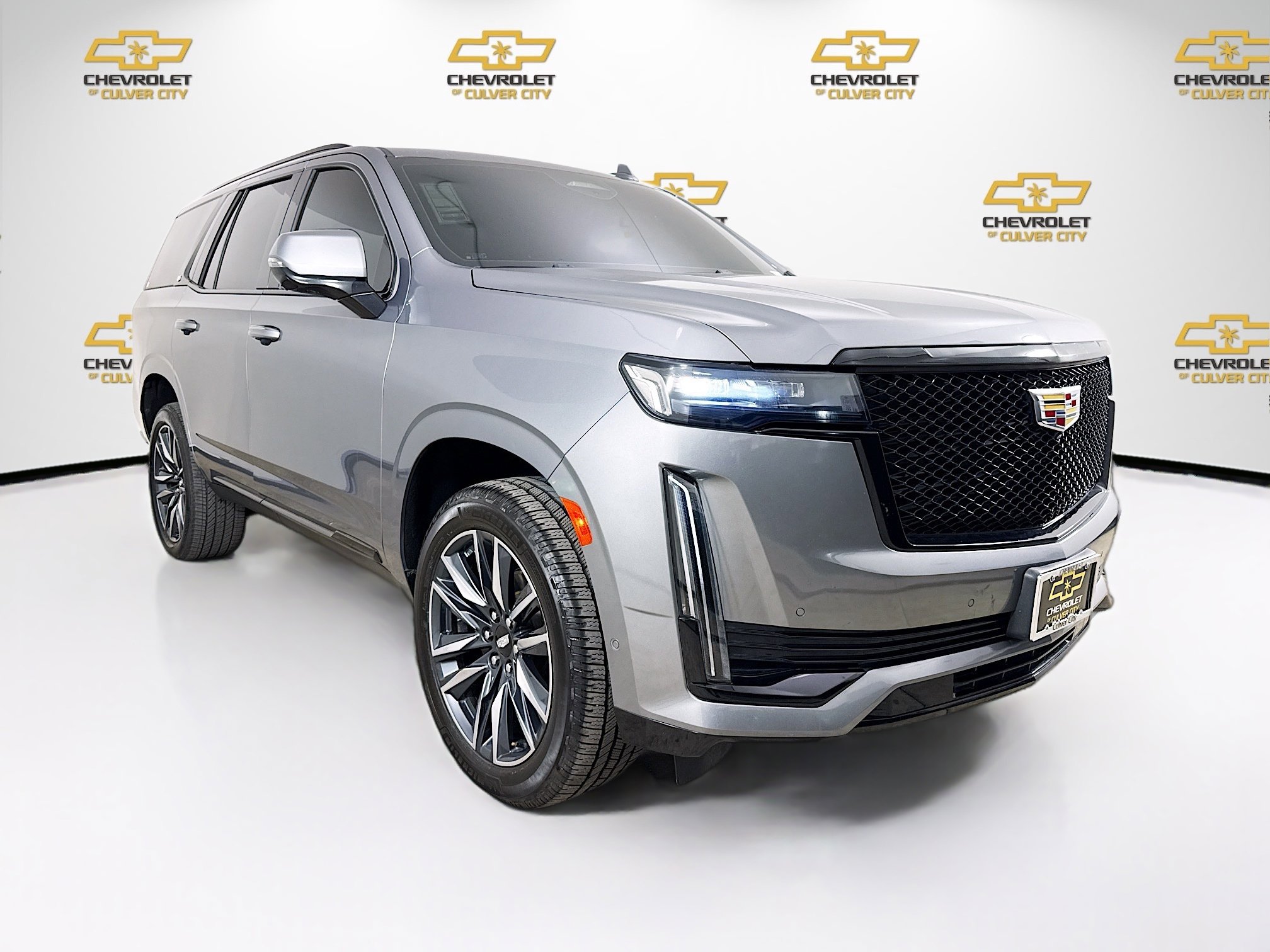 Used 2021 Cadillac Escalade Sport w/ Heavy-Duty Trailer Package AWD/4WD image 1