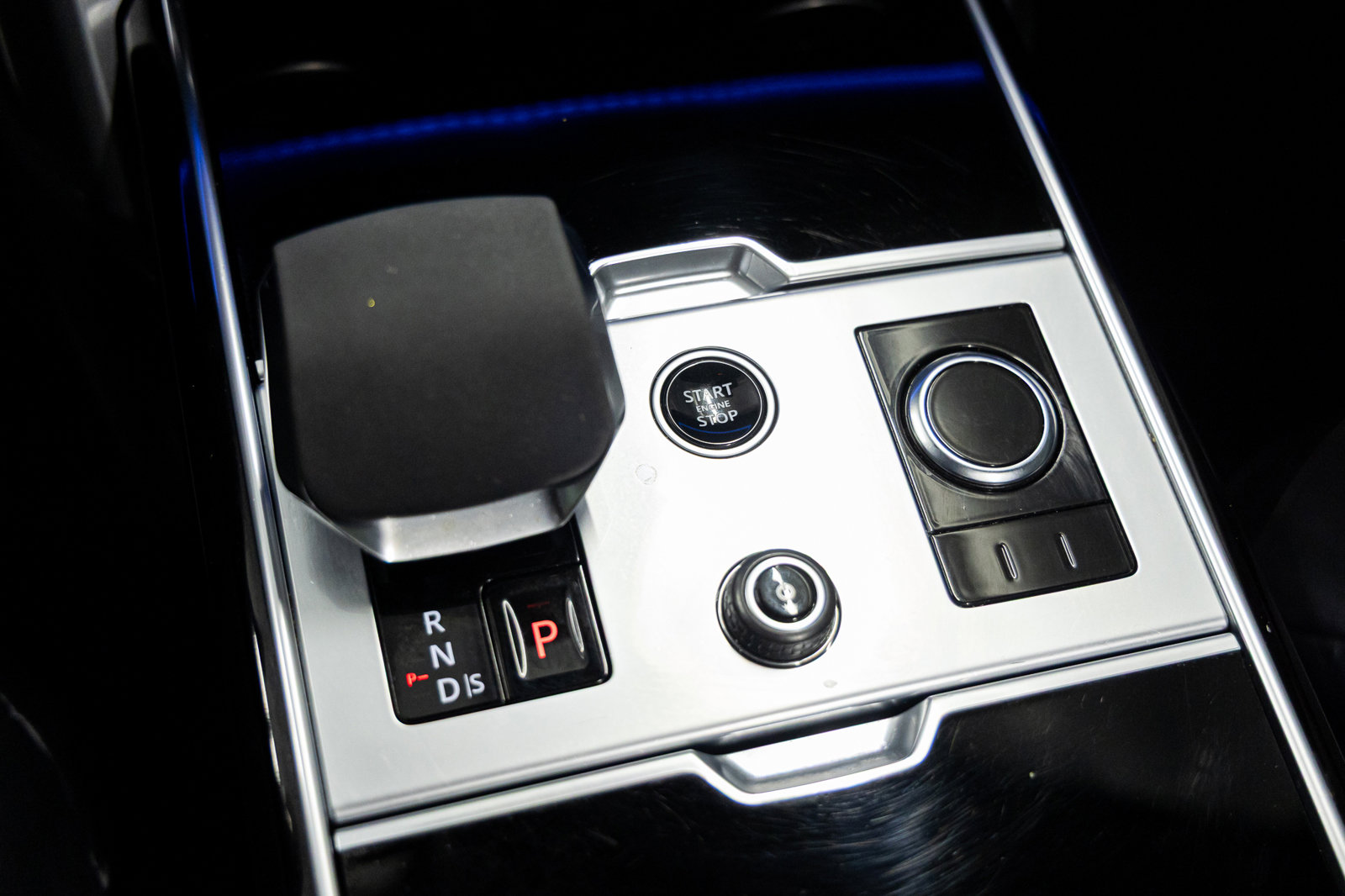 Used 2023 Land Rover Range Rover Autobiography image 26