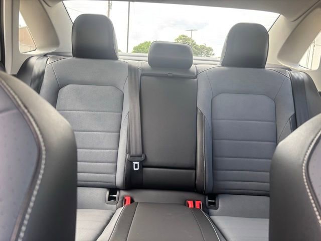 Used 2026 Volkswagen Jetta SE FWD image 15