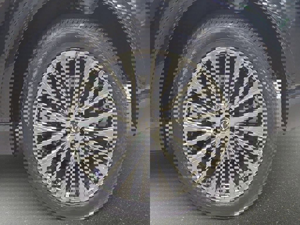 Certified 2024 Lexus RX 450h AWD w/ Convenience Package image 33